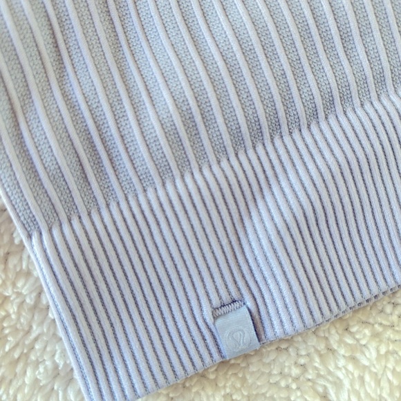 Lululemon Rest Less Pullover long sleeve - Lavender Dusk - Picture 4 of 5